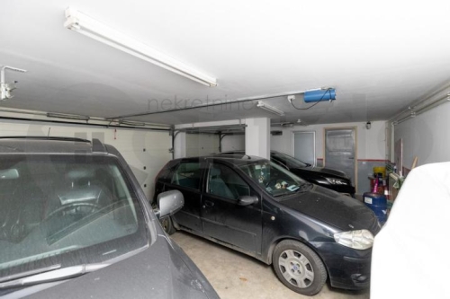 Kneza Viseslava 40a 64